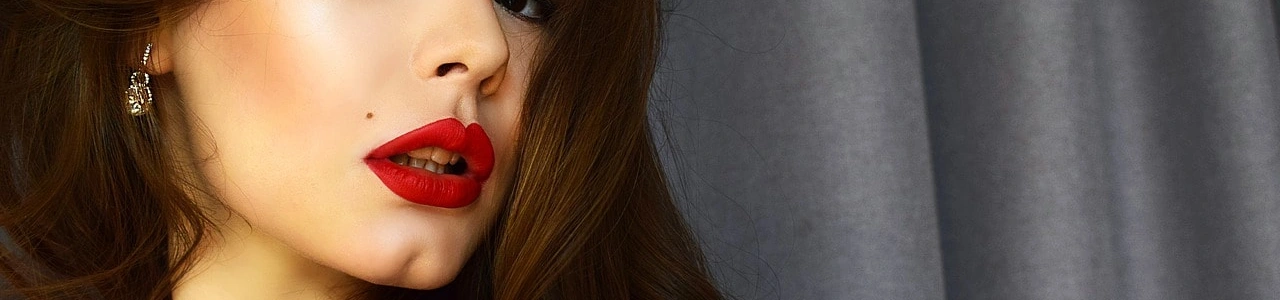 "Всё, что нужно знать о родинках"